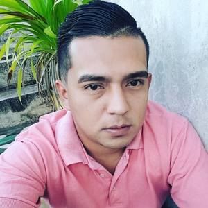 Meet your Posher, Eliud